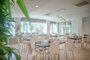 The Lake Hotel Khon Kaen - Image 4