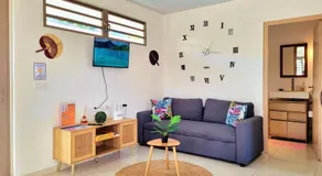 Moorea bungalow cosy proche plage de Temae - Image 1