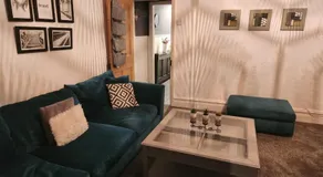 Eton House - Image 3