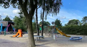 Knus huisje op kindvriendelijk park met zwembad - Image 5