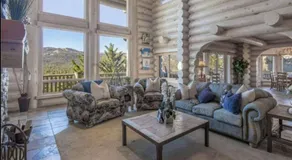 Penticton Lodge by AvantStay - Image 3