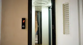 RAJE SAMBHAJI GUEST HOUSE - Image 3