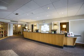 Holiday Inn Luton South - M1 Junction 9 By IHG - Image 5
