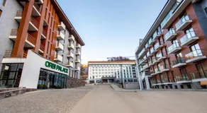 A Modern Suite Close to Gondola Ski Lift - Image 5