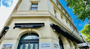 Clarendon Hotel South Melbourne - Image 4