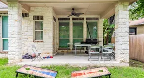 Gorgeous Downtown 4 Bedroom - Image 4