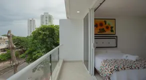 Hollywood Beach Suite - Image 3