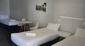 Country Club Motel - Image 2