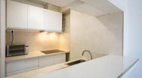 Modern apartment with a wonderful sea view - Image 4