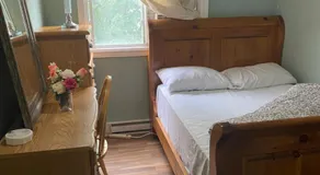 Comfy 2-Bedroom Basement unit - Image 2