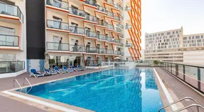 Simply Comfort Vacation Homes Rental Binghatti Gateway Family 2BR with Balcony, Close to Dubai Mall & Burj Khalifa - Image 2