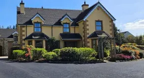 Shamrock House - Image 4