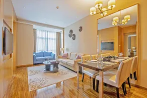 V Hotel - Image 4