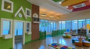 Uptown Parksuites - Image 3