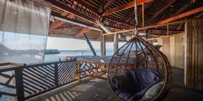 Dragon Inn Floating Resort - Image 3