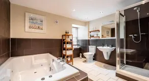 Assynt House - Exclusive Use Holiday House - Image 4