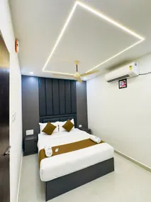 HOTEL LIME WOOD - Image 2