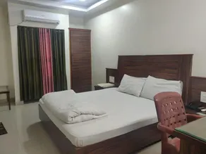 Hotel Surya - Image 5