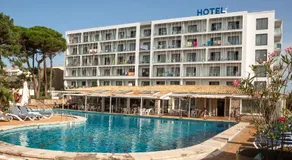 RVHotels Nieves Mar - Image 4