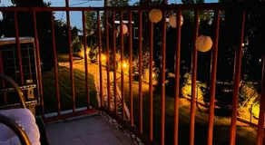 Karolina Beachfront Apartman - Image 3