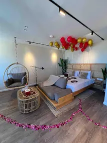 Suite 69 - Image 2
