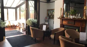 Harefield Manor Hotel - Image 4