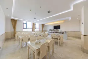 Tuwo Holiday Hotel (Huating Yizhou Avenue Passenger Transport Center Branch) - Image 5