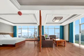 Home Inn - Ruibo Yun Hotel - Jiyangjiuquhuanghewanliqing - Image 2