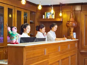 Gold Leaf Hotel Mandalay - Image 3