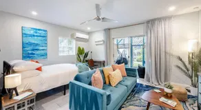 Waterfront Studio Just minutes to Naples Beaches - Image 2