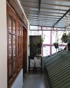 A La Maison - Image 3
