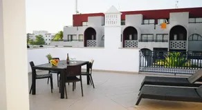 Host Wise - Wonderful Flats with Pool - Image 5