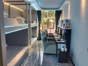 Lightspeed eSports Hotel - Image 2