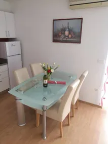 Apartment Riva - Image 4