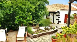 Charming house with shared pool in San Cristóbal de La Laguna - Image 3