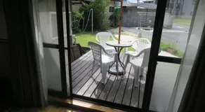 Guesthouse ONE WORLD 一棟貸の宿 - Image 4
