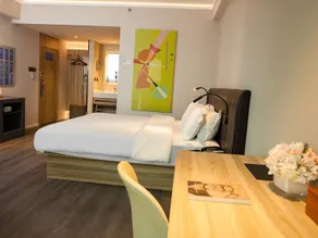 Hanting Premium Hotel Kunming Donghua - Image 3