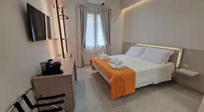 Acqua Marina Rooms - Image 3