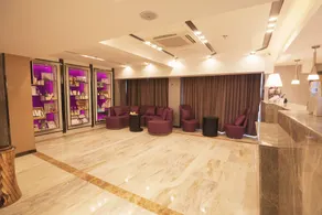 Lavande Hotel Kunming South Railway Station - Image 2
