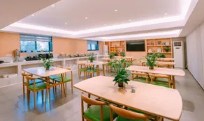 Qingmu Hotel Ma'anshan Central Garden - Image 5