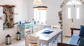 Blue & White: An Absolute Aegean dream house - Image 2