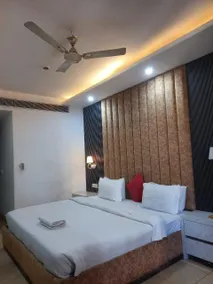 Hotel Raunak - Image 5