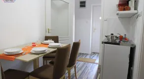 Szín-Ház Apartman - Image 3