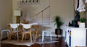 Sunny 2 bed Restaurants beach at door Pets O.K - Image 4