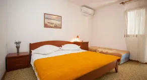 Deluxe Apartment Mrnjica with a private parking, terrace and sea view - Image 2
