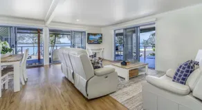 Bribie Beach Apartments X 3 - Image 3