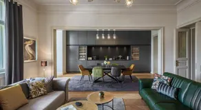 MN6 Luxury Suites by Adrez - Image 5