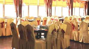 New Ocean Paradise Hotel - Image 2