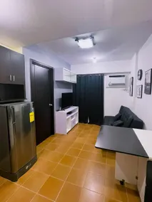 The Luxe Minimalist in Pasig - Image 2