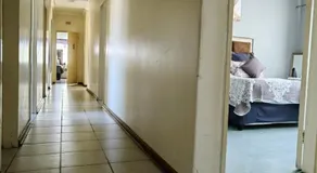 016 Guest House - Image 3